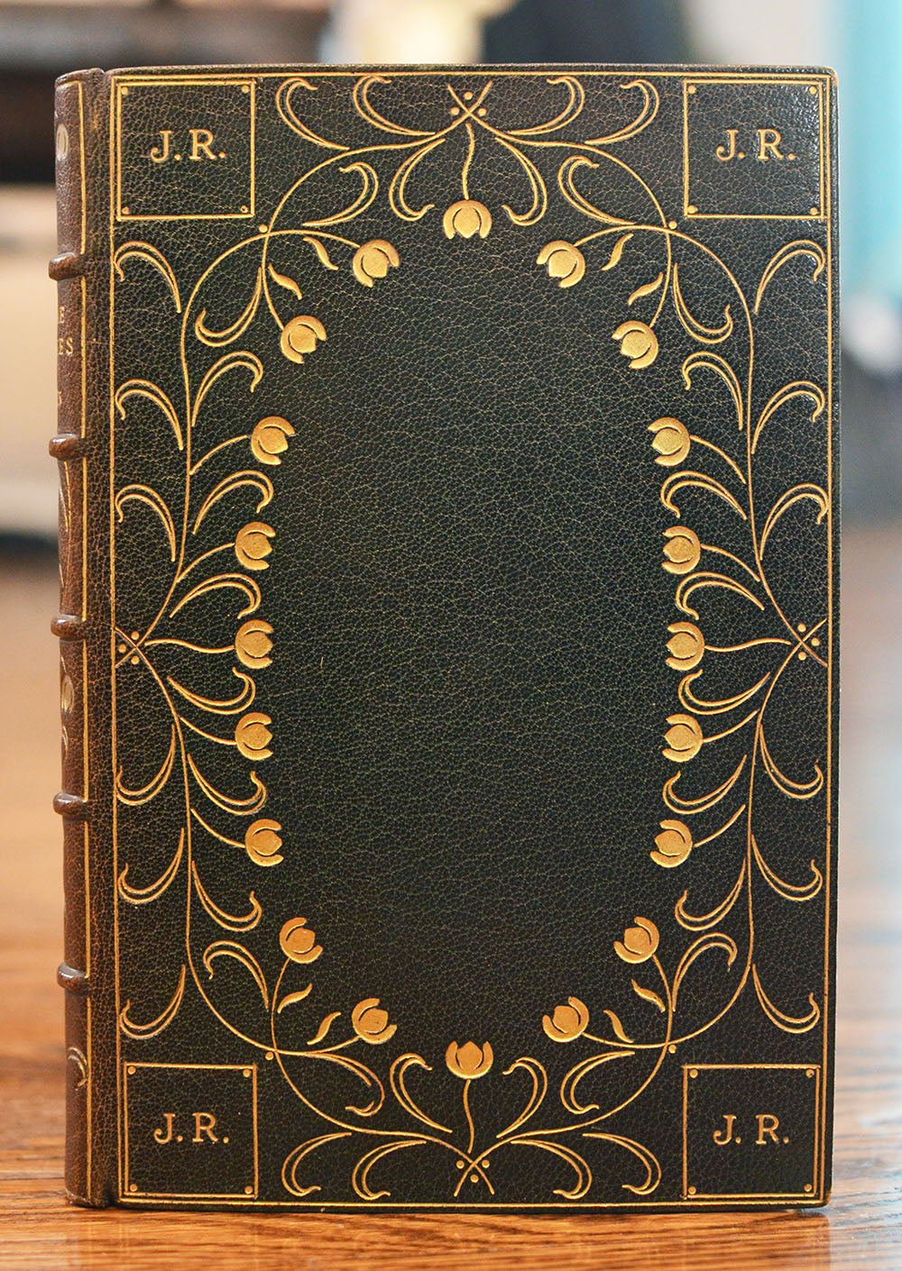 [Fine Binding | Arts & Crafts] Sesame and Lilies