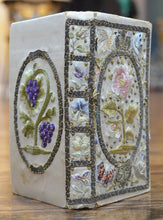 Load image into Gallery viewer, [Embroidered Binding] Shakespeare&#39;s Poems
