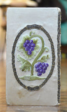 Load image into Gallery viewer, [Embroidered Binding] Shakespeare&#39;s Poems
